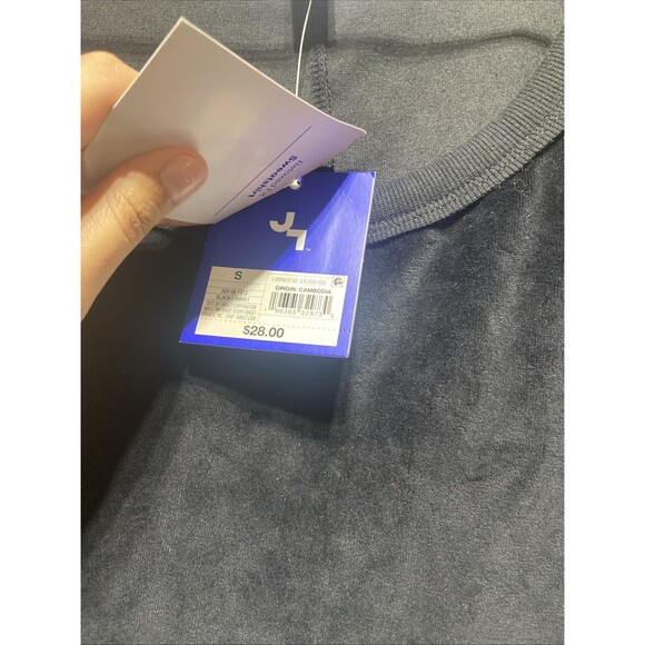 JoyLab Women’s Black Velour Long Sleeve Sweatshirt Small Soft Luxe Pullover NWT - Picture 7 of 9